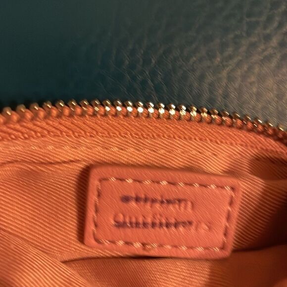 UO Wallet  - Picture 4 of 7